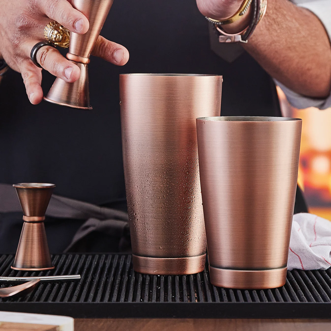 Winco BASK-20AC Antique Copper Shaker Cup, 20 oz - Image 4